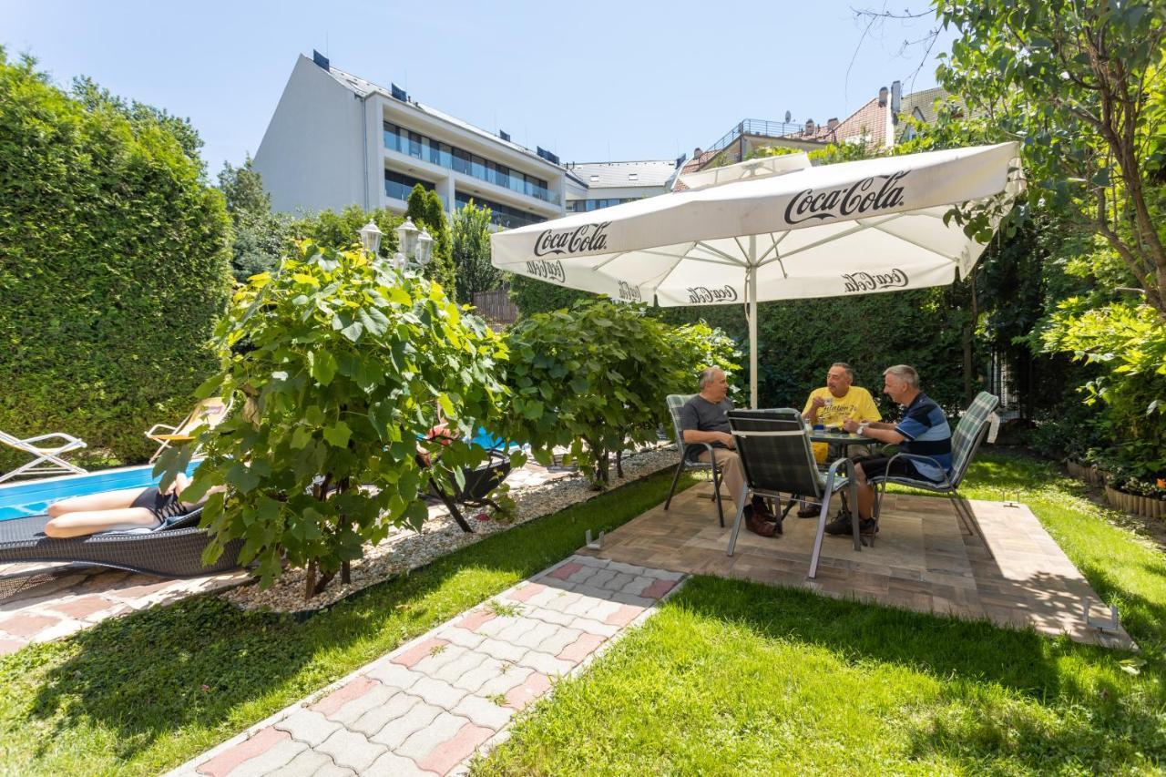 Illes Hotel Сегед Екстер'єр фото