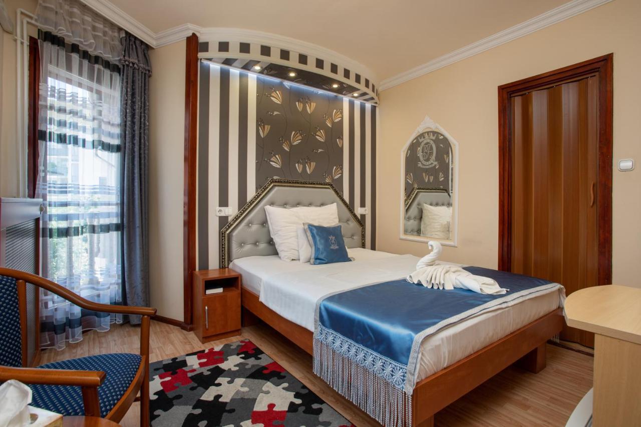 Illes Hotel Сегед Екстер'єр фото