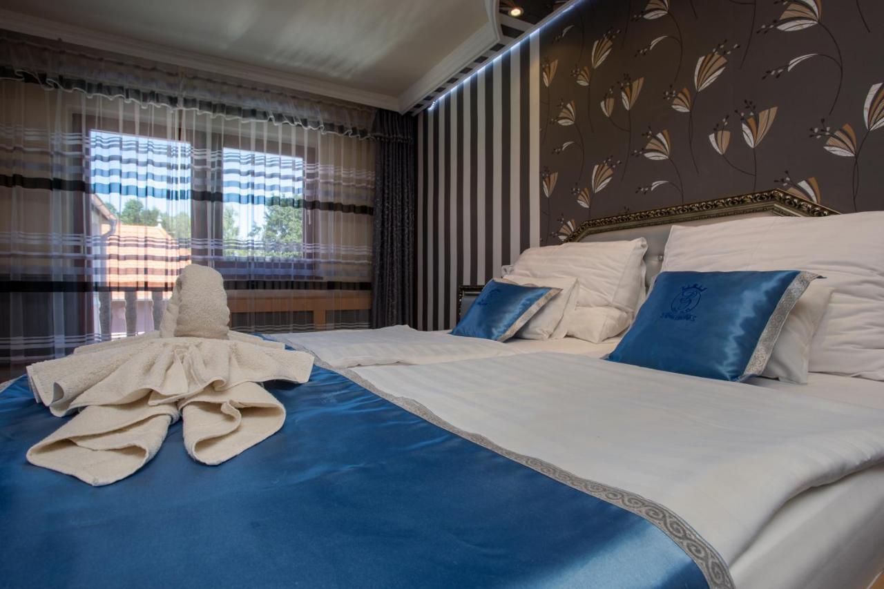 Illes Hotel Сегед Екстер'єр фото
