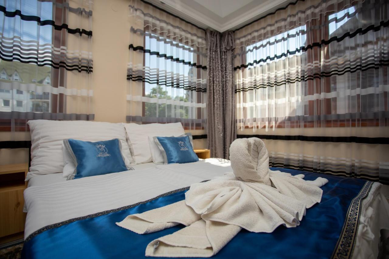 Illes Hotel Сегед Екстер'єр фото