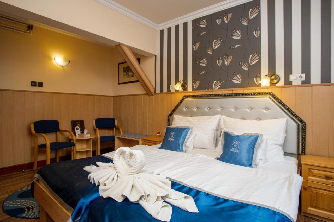 Illes Hotel Сегед Екстер'єр фото
